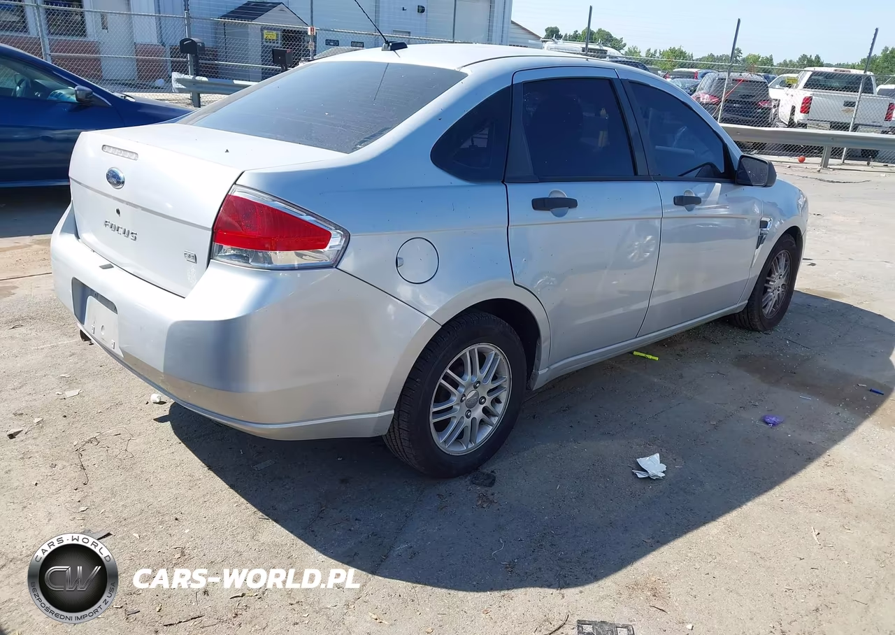 2008 Ford Focus Se-Ses VIN:1FAHP35N08W192961 - 4