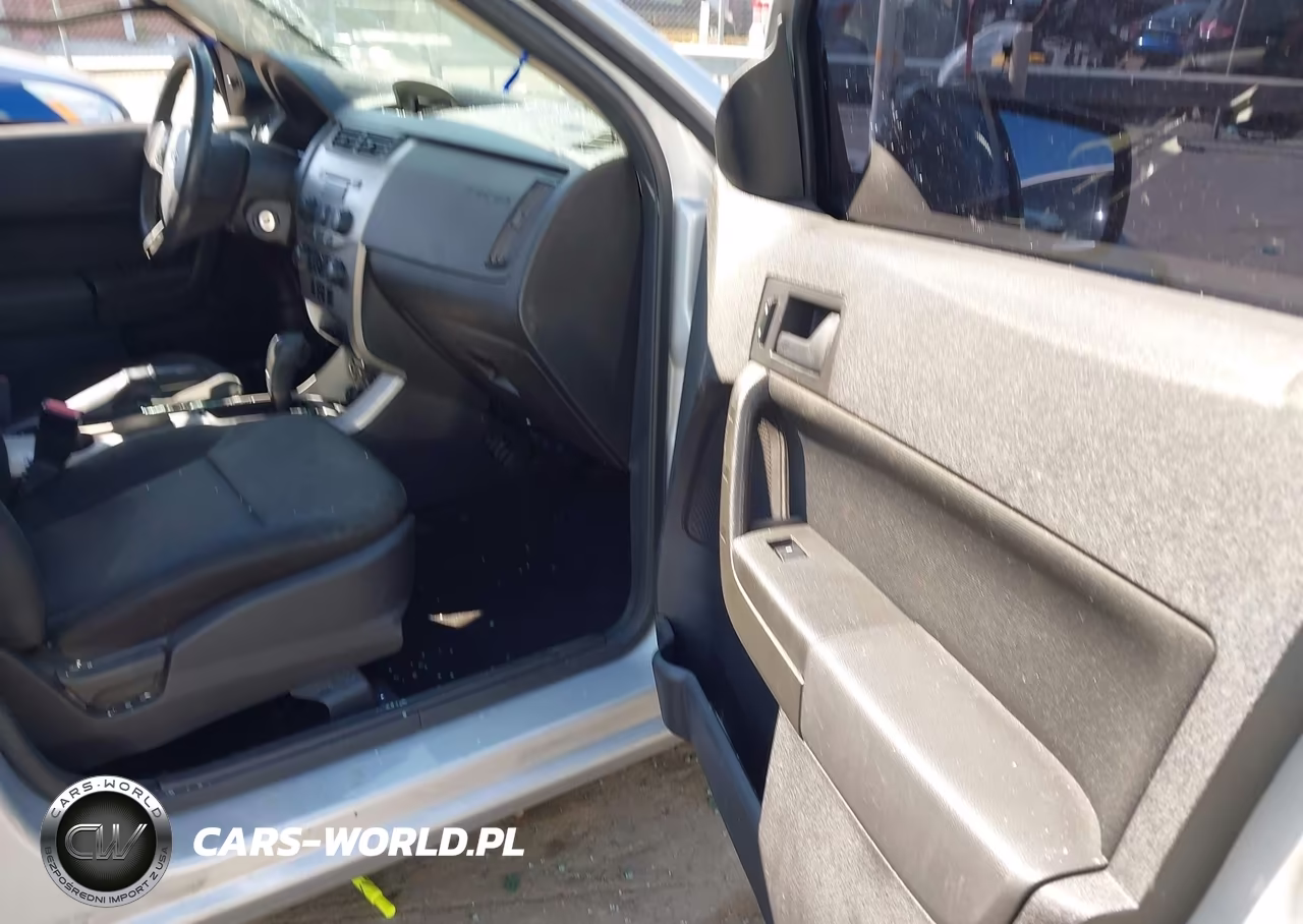 2008 Ford Focus Se-Ses VIN:1FAHP35N08W192961 - 5