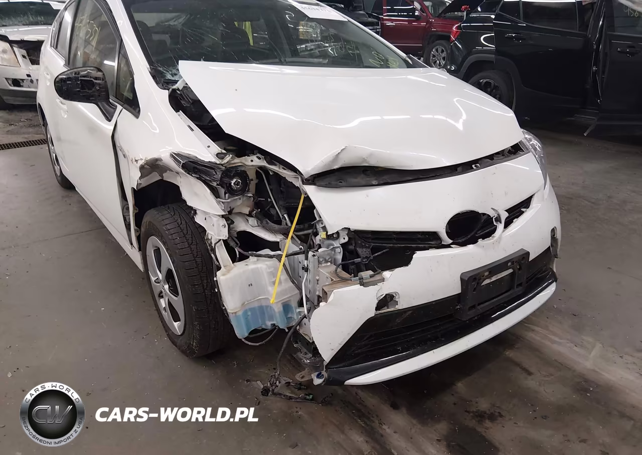 2012 Toyota Prius Two VIN:JTDKN3DU2C5375422 - 6