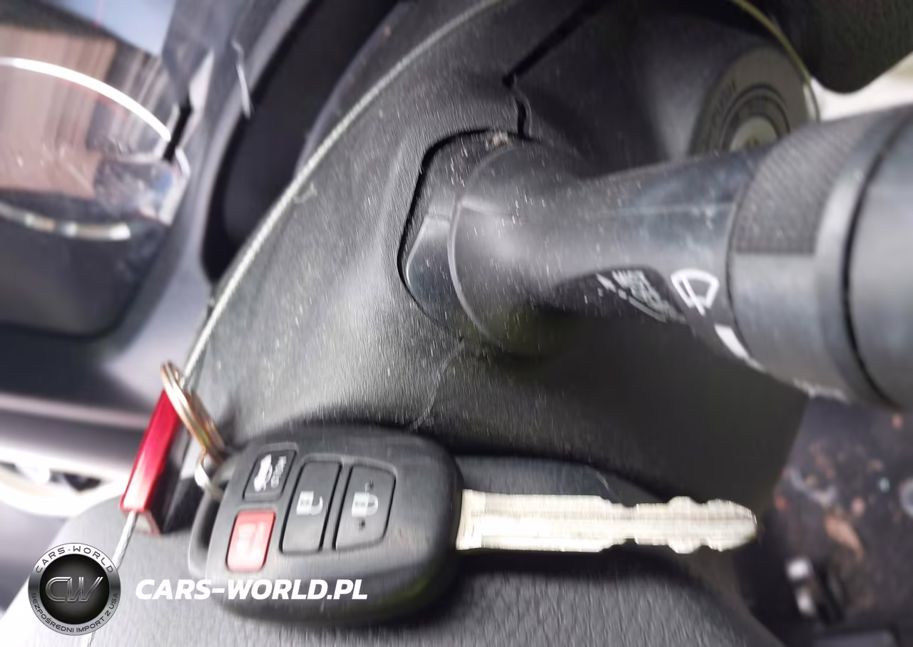 2017 Toyota Corolla Le VIN:5YFBURHE6HP682076 - 11