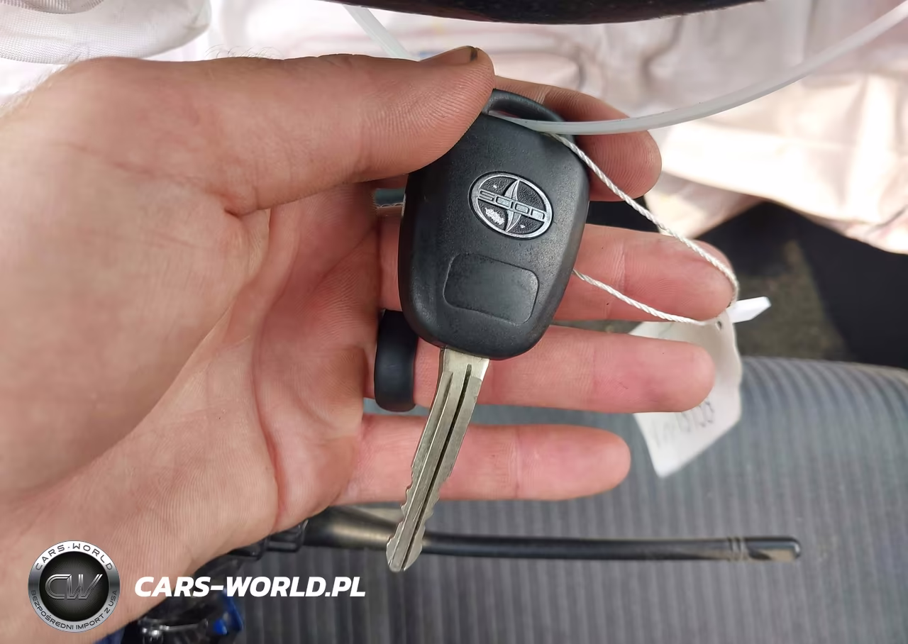 2015 Scion Tc VIN:JTKJF5C7XFJ013732 - 11