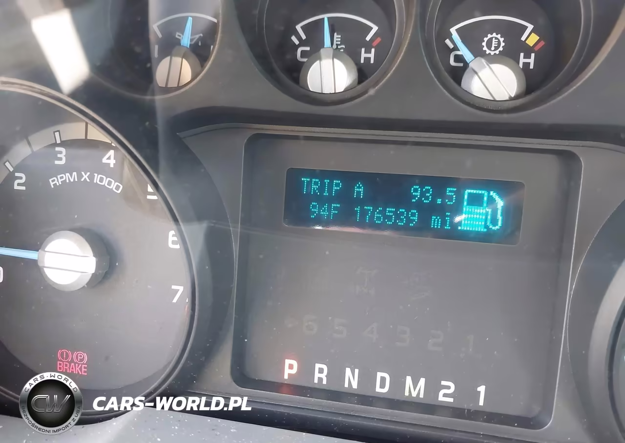 2013 Ford F-350 Chassis Xl VIN:1FDRF3G64DEA81462 - 5