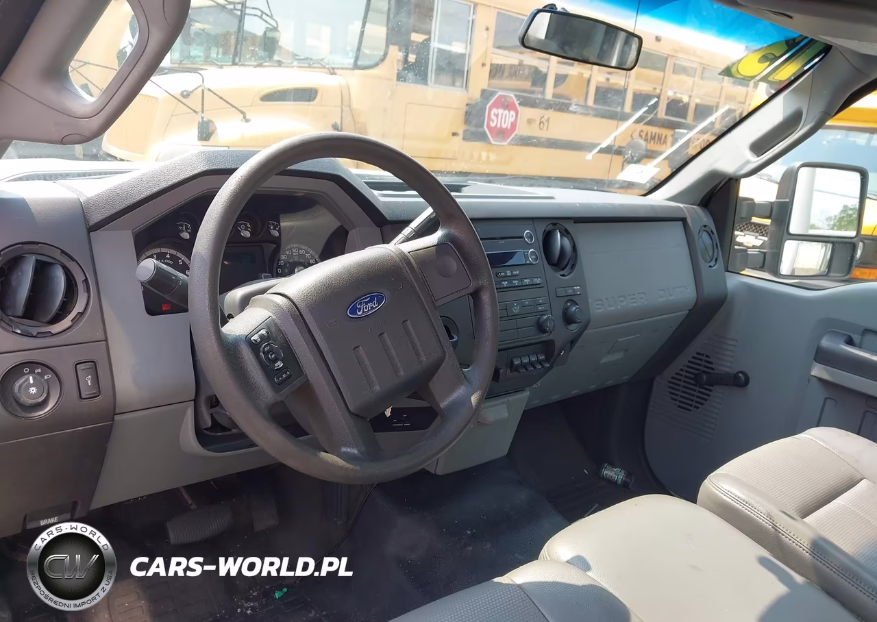 2013 Ford F-350 Chassis Xl VIN:1FDRF3G64DEA81462 - 6