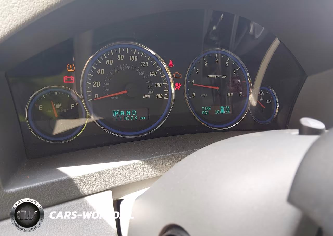 2006 Jeep Grand Cherokee Srt8 VIN:1J8HR78366C218024 - 7