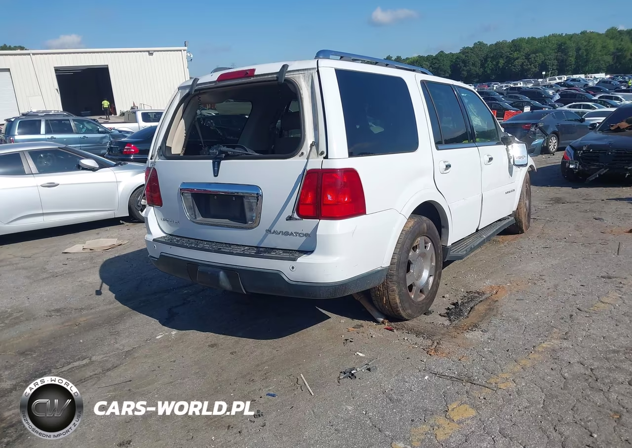 2006 Lincoln Navigator Luxury-Ultimate VIN:5LMFU285X6LJ30121 - 4