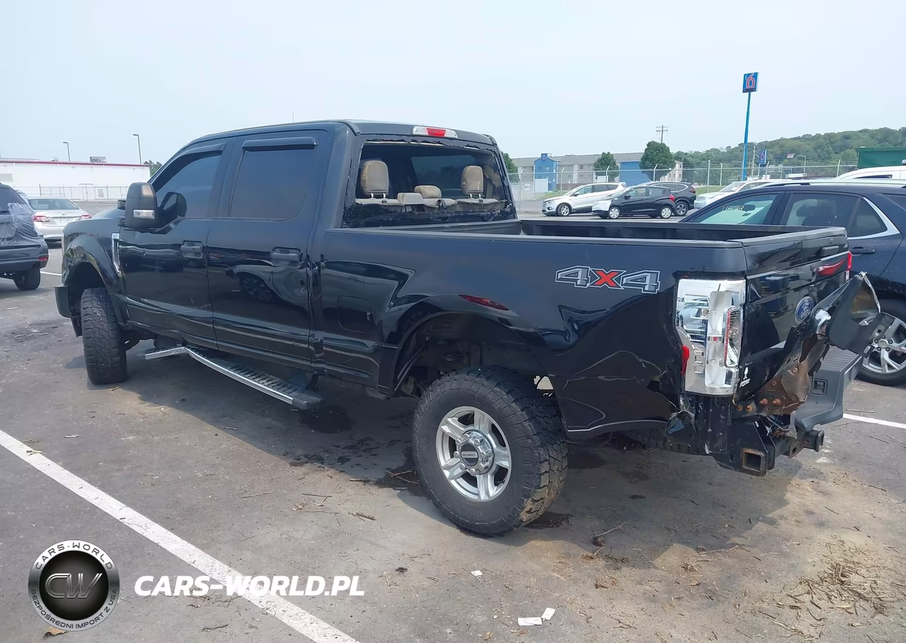 2017 Ford F-250 Xlt VIN:1FT7W2B67HEE75752 - 3
