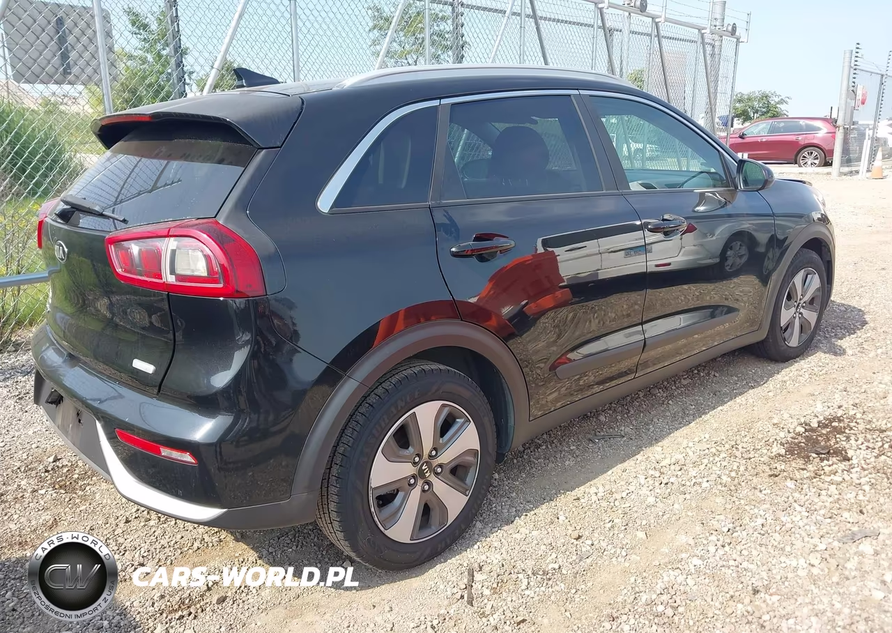 2019 Kia Niro Lx VIN:KNDCB3LC9K5255525 - 4
