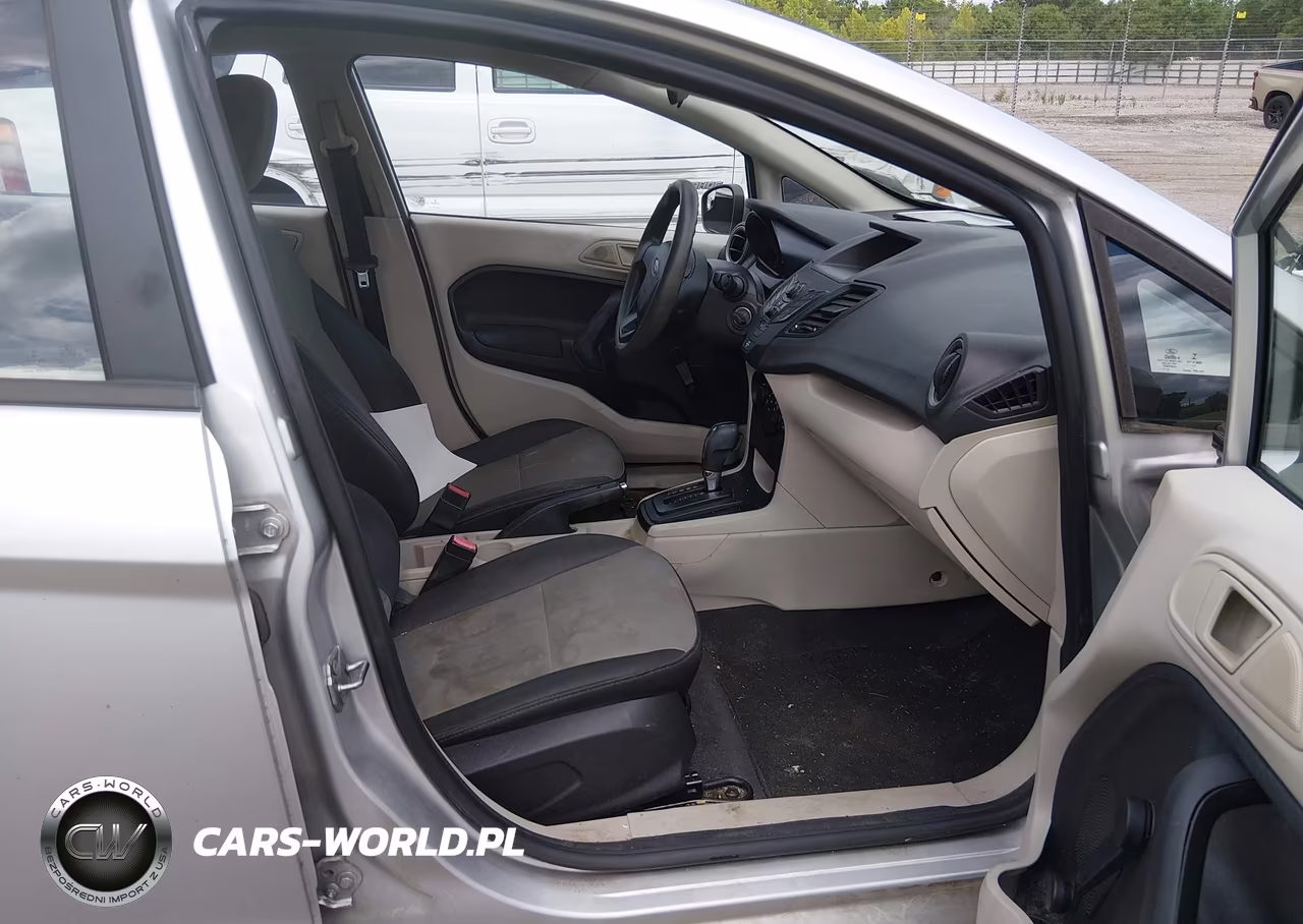 2013 Ford Fiesta S VIN:3FADP4TJ2DM203215 - 5
