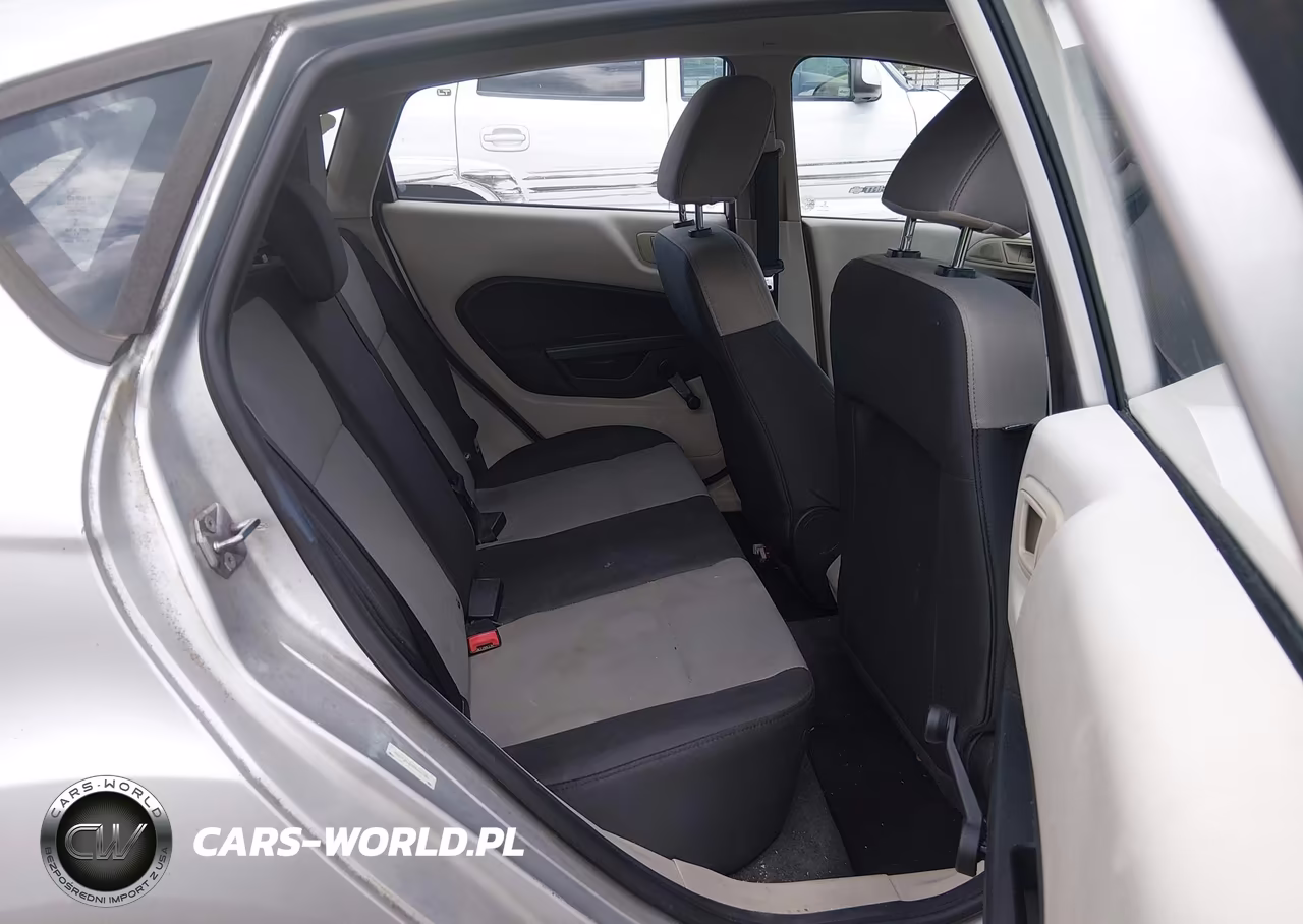 2013 Ford Fiesta S VIN:3FADP4TJ2DM203215 - 8
