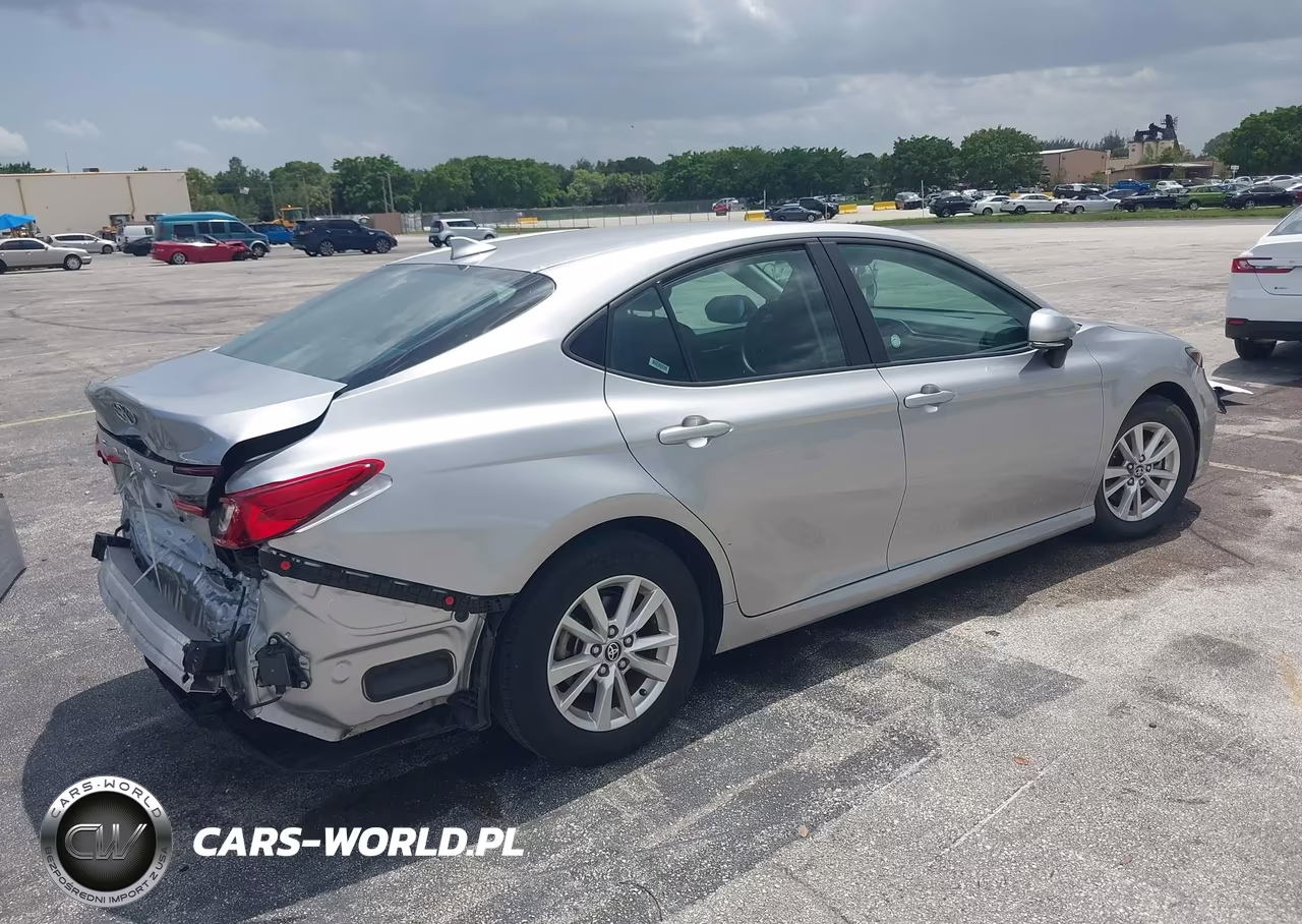 2025 Toyota Camry Le VIN:4T1DAACK7SU553866 - 4
