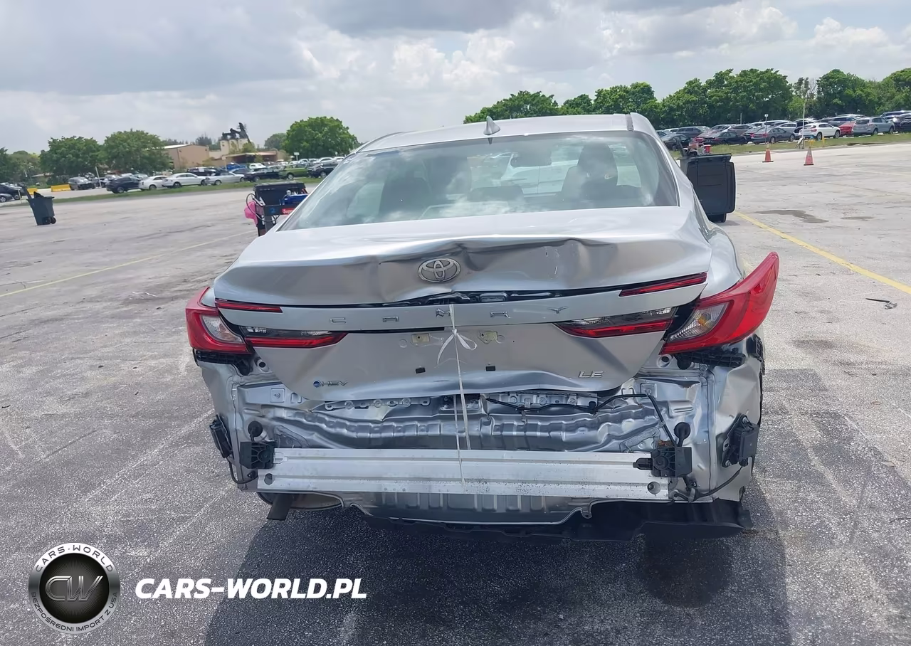 2025 Toyota Camry Le VIN:4T1DAACK7SU553866 - 6