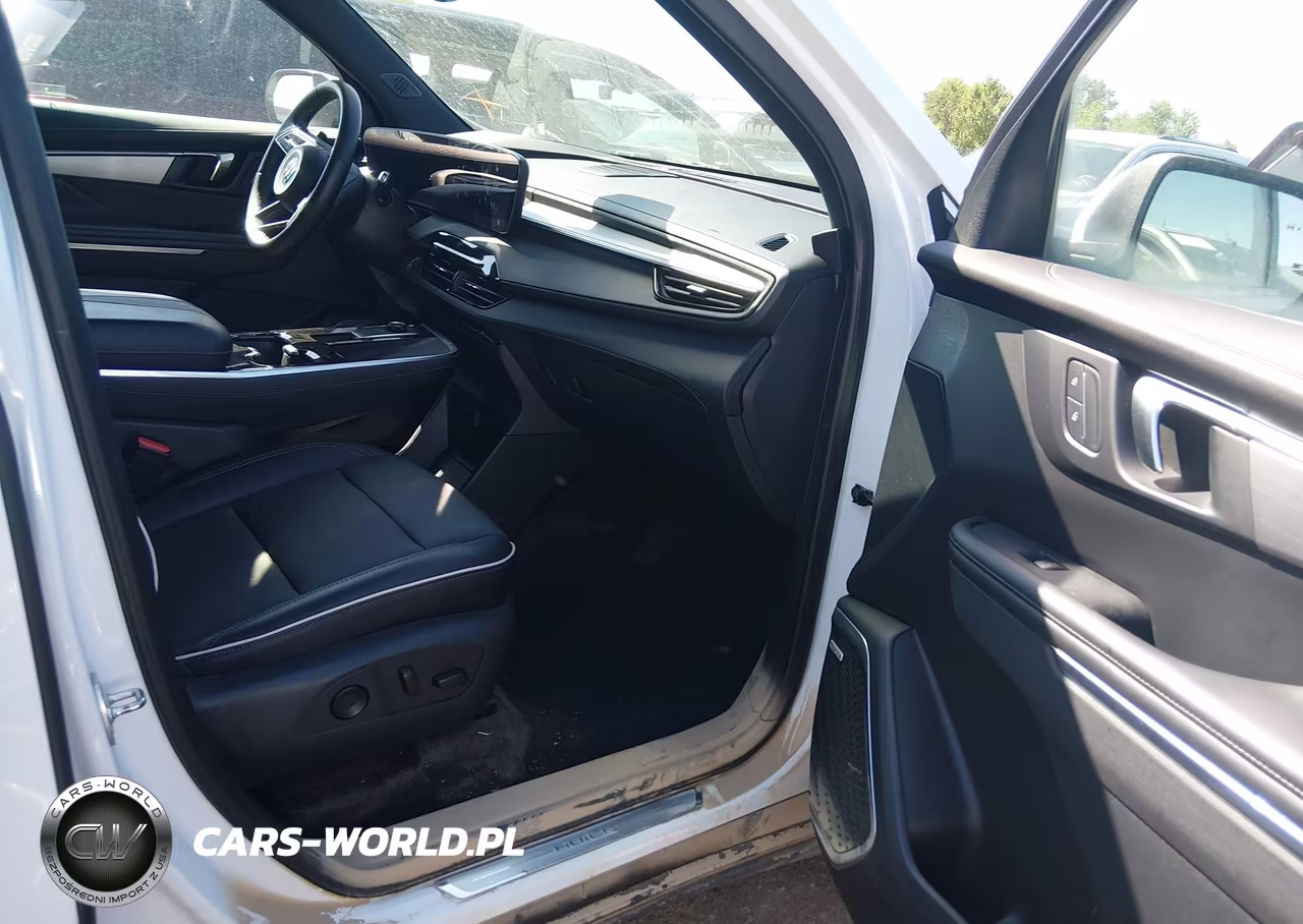 2025 Buick Enclave Preferred Fwd VIN:5GAEVARS6SJ181914 - 5