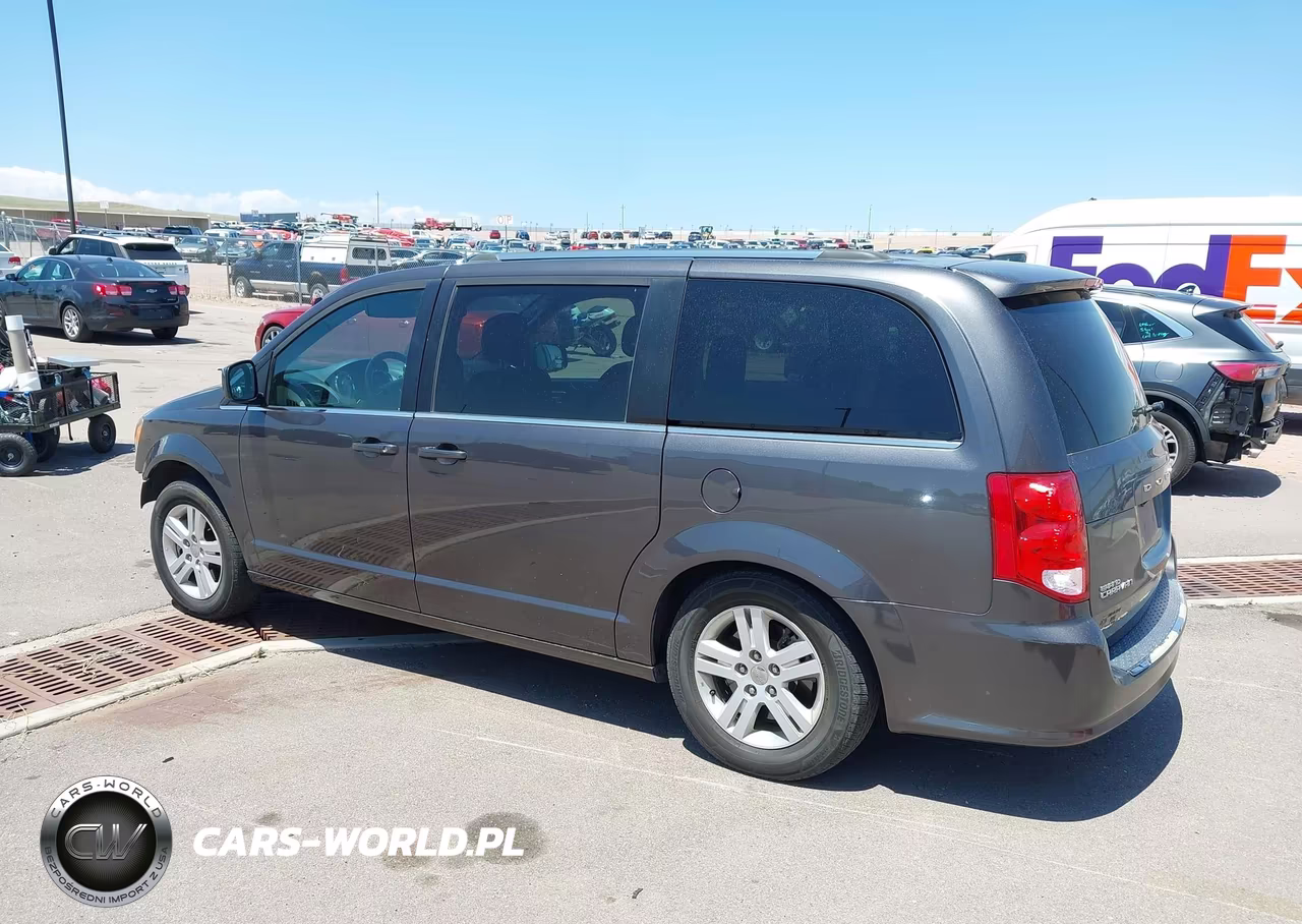 2018 Dodge Grand Caravan Sxt VIN:2C4RDGCG9JR248848 - 3