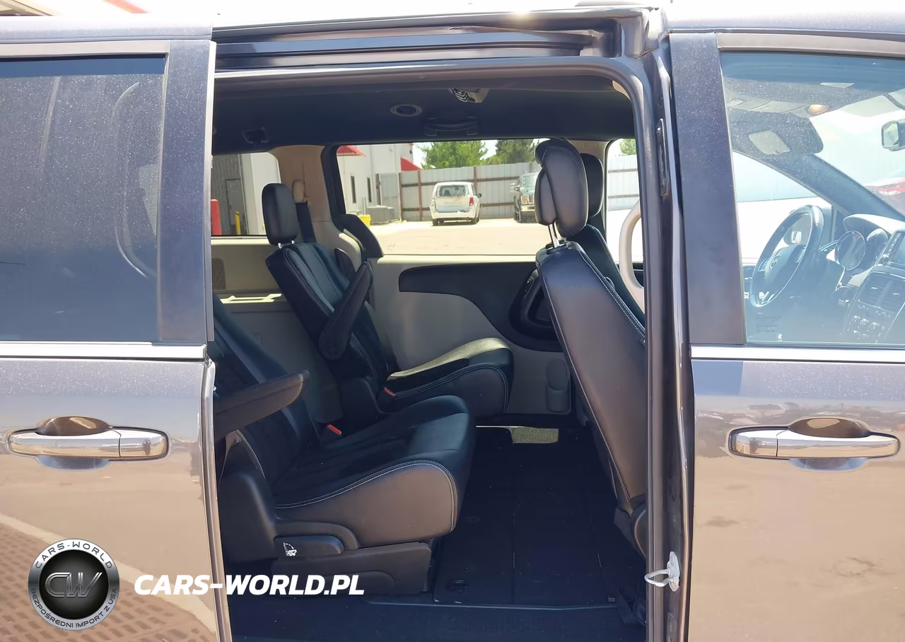 2018 Dodge Grand Caravan Sxt VIN:2C4RDGCG9JR248848 - 8