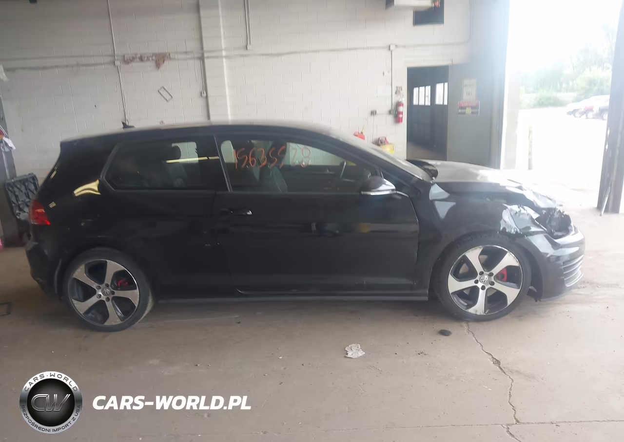 2015 Volkswagen Golf Gti 2.0T S 2-Door VIN:3VWTT7AU0FM071832 - 13