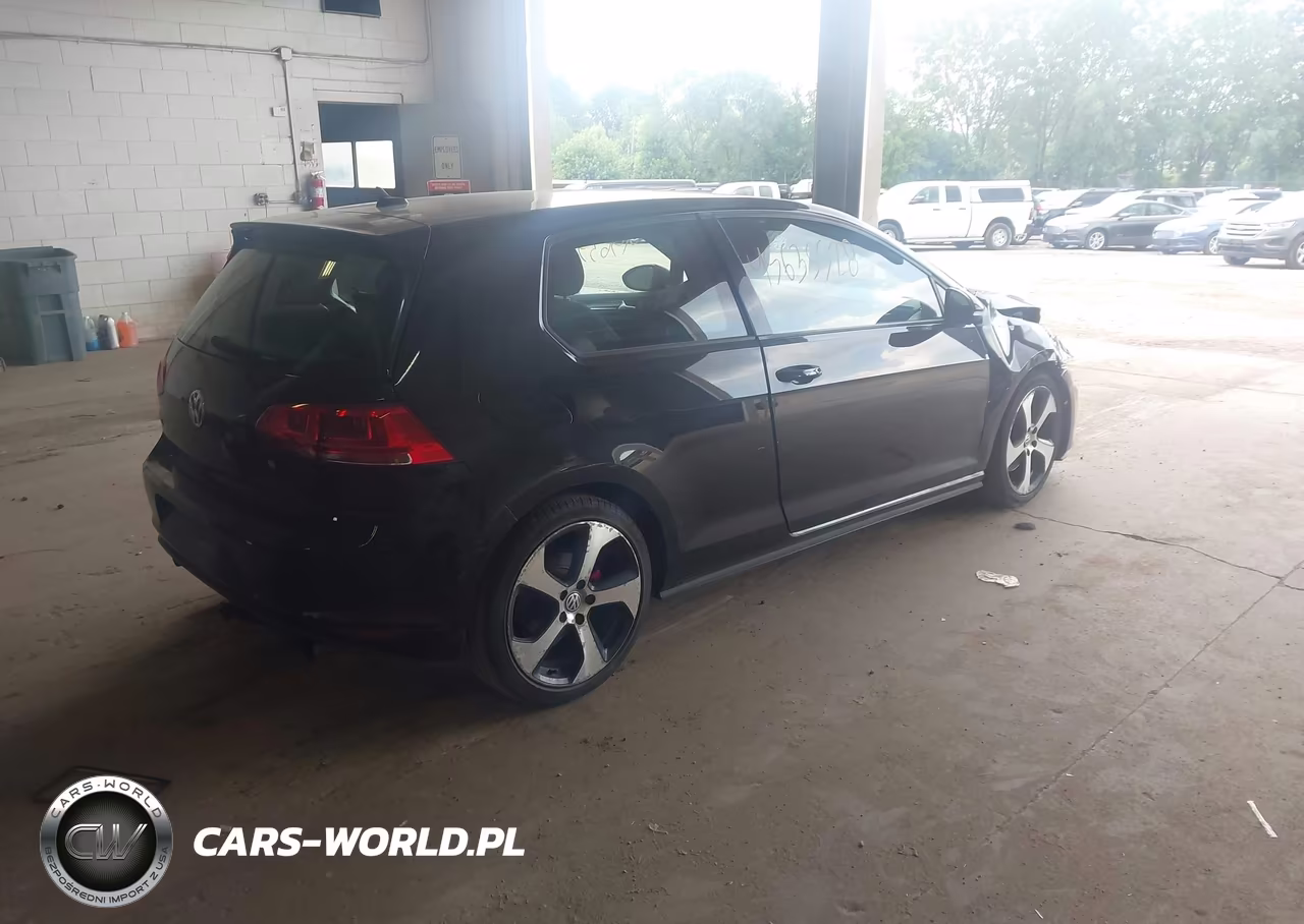 2015 Volkswagen Golf Gti 2.0T S 2-Door VIN:3VWTT7AU0FM071832 - 4