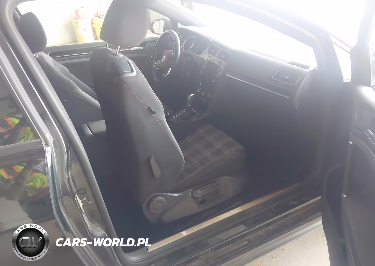 2015 Volkswagen Golf Gti 2.0T S 2-Door VIN:3VWTT7AU0FM071832 - 5