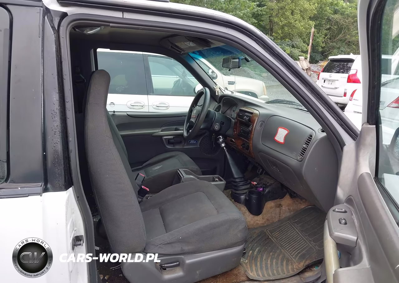 2001 Ford Explorer Sport VIN:1FMYU60EX1UC45383 - 5