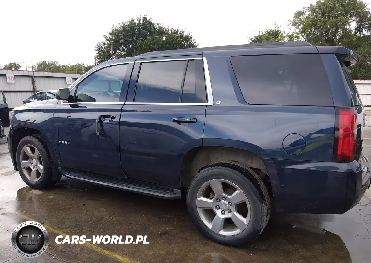 2019 Chevrolet Tahoe Lt VIN:1GNSCBKC6KR167536 - 13