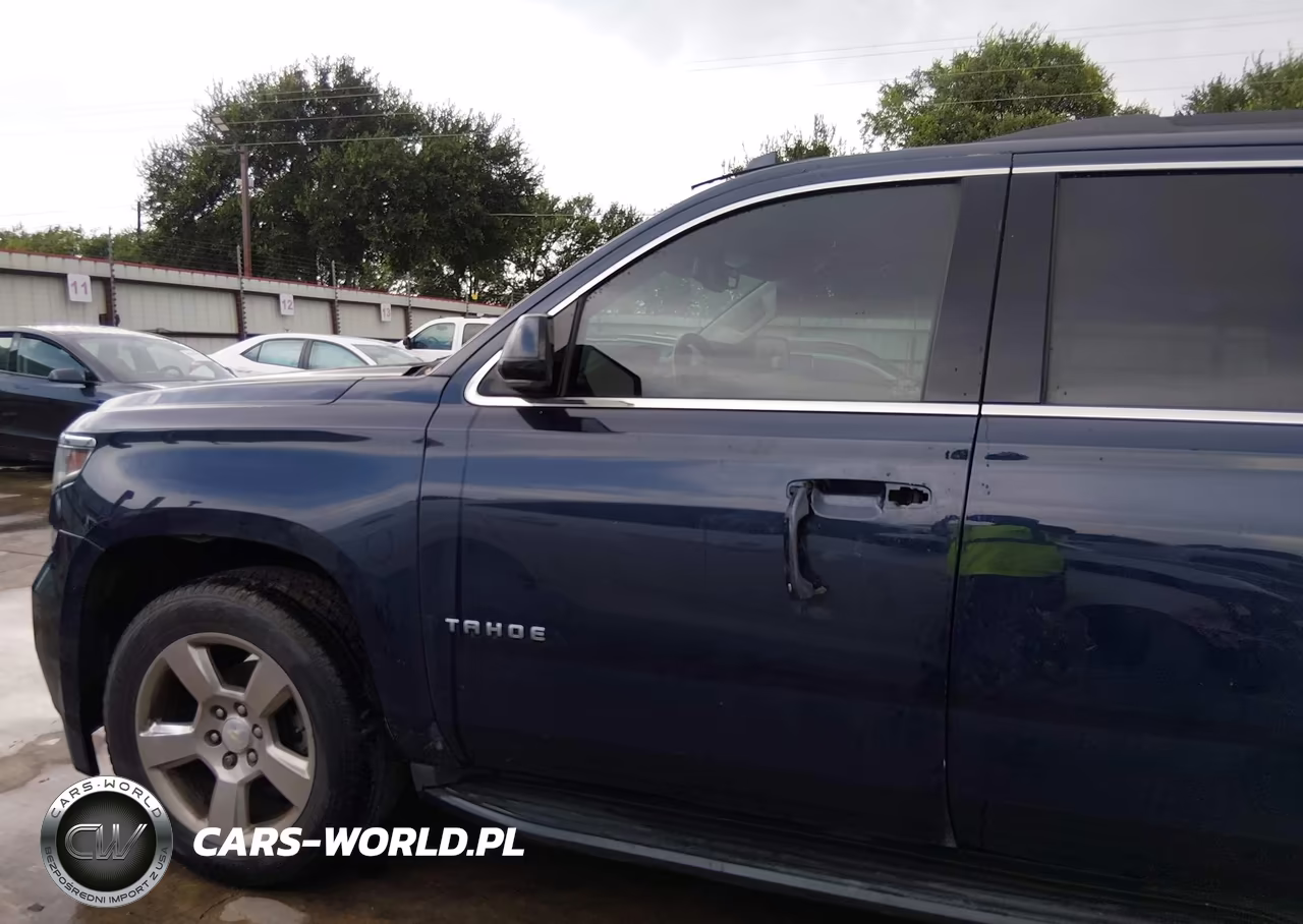 2019 Chevrolet Tahoe Lt VIN:1GNSCBKC6KR167536 - 6