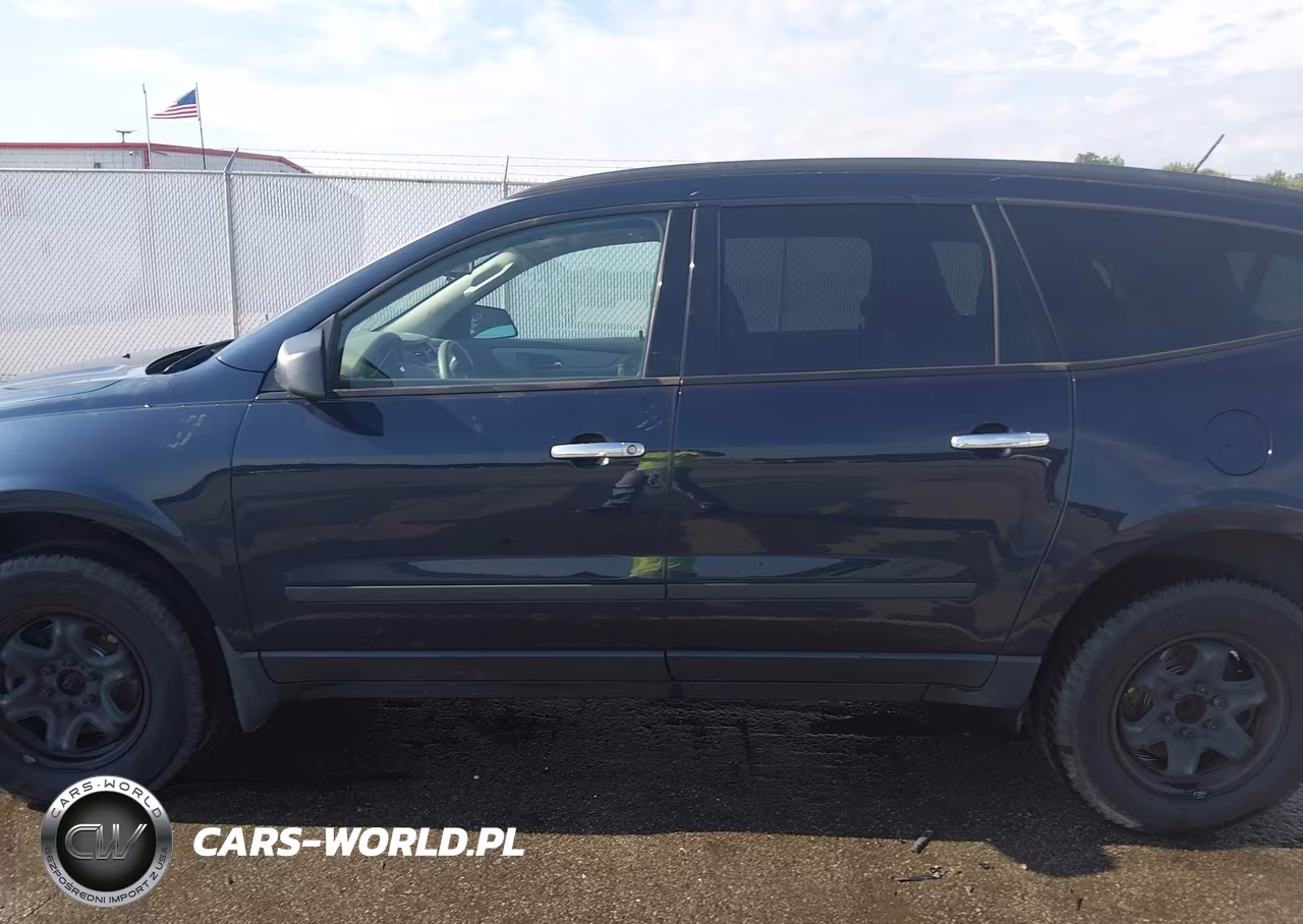 2015 Chevrolet Traverse Ls VIN:1GNKRFKDXFJ138527 - 14