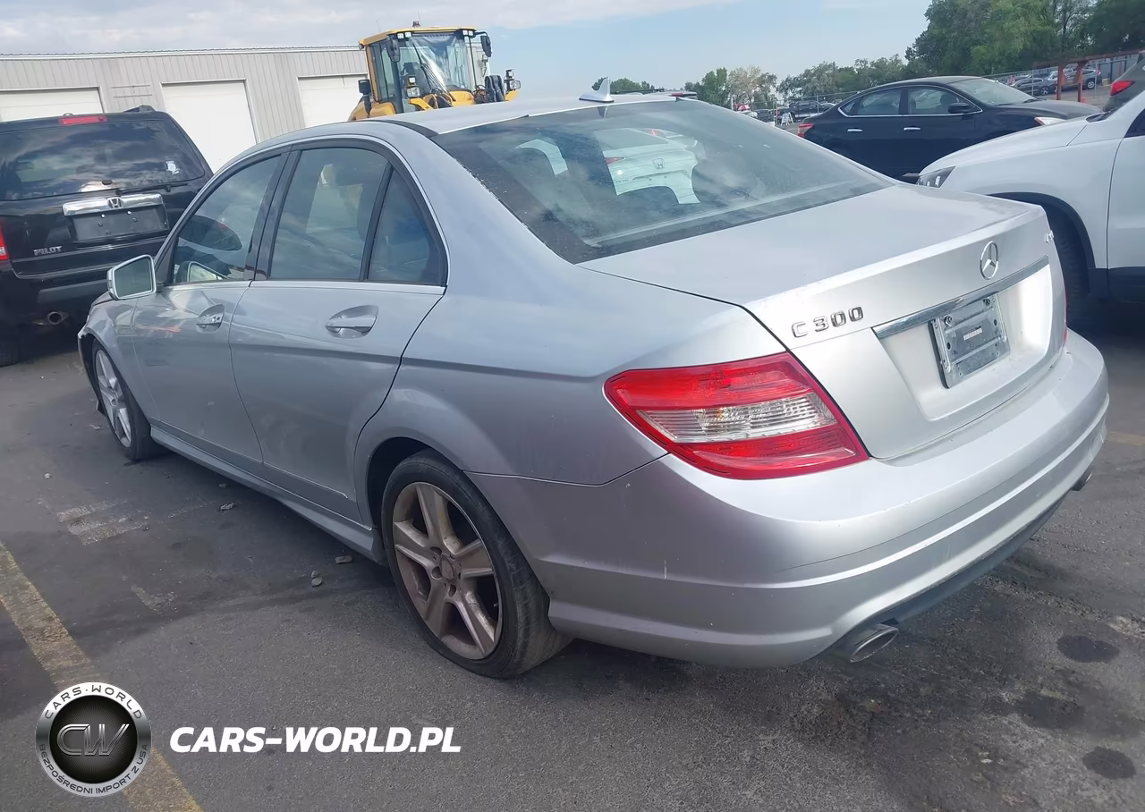 2011 Mercedes-Benz C 300 Luxury 4Matic-Sport 4Matic VIN:WDDGF8BB4BR163748 - 3