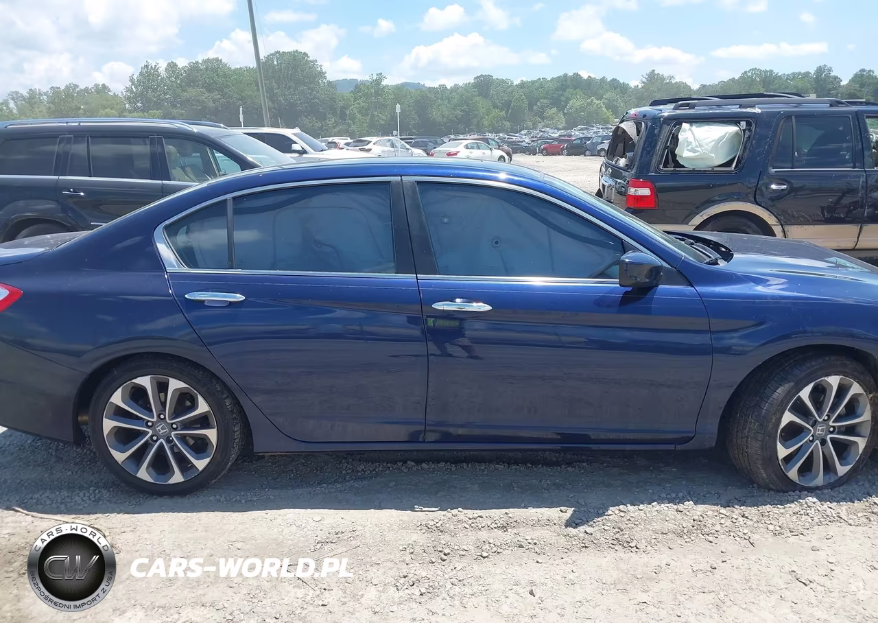 2015 Honda Accord Sport VIN:1HGCR2F57FA273426 - 13
