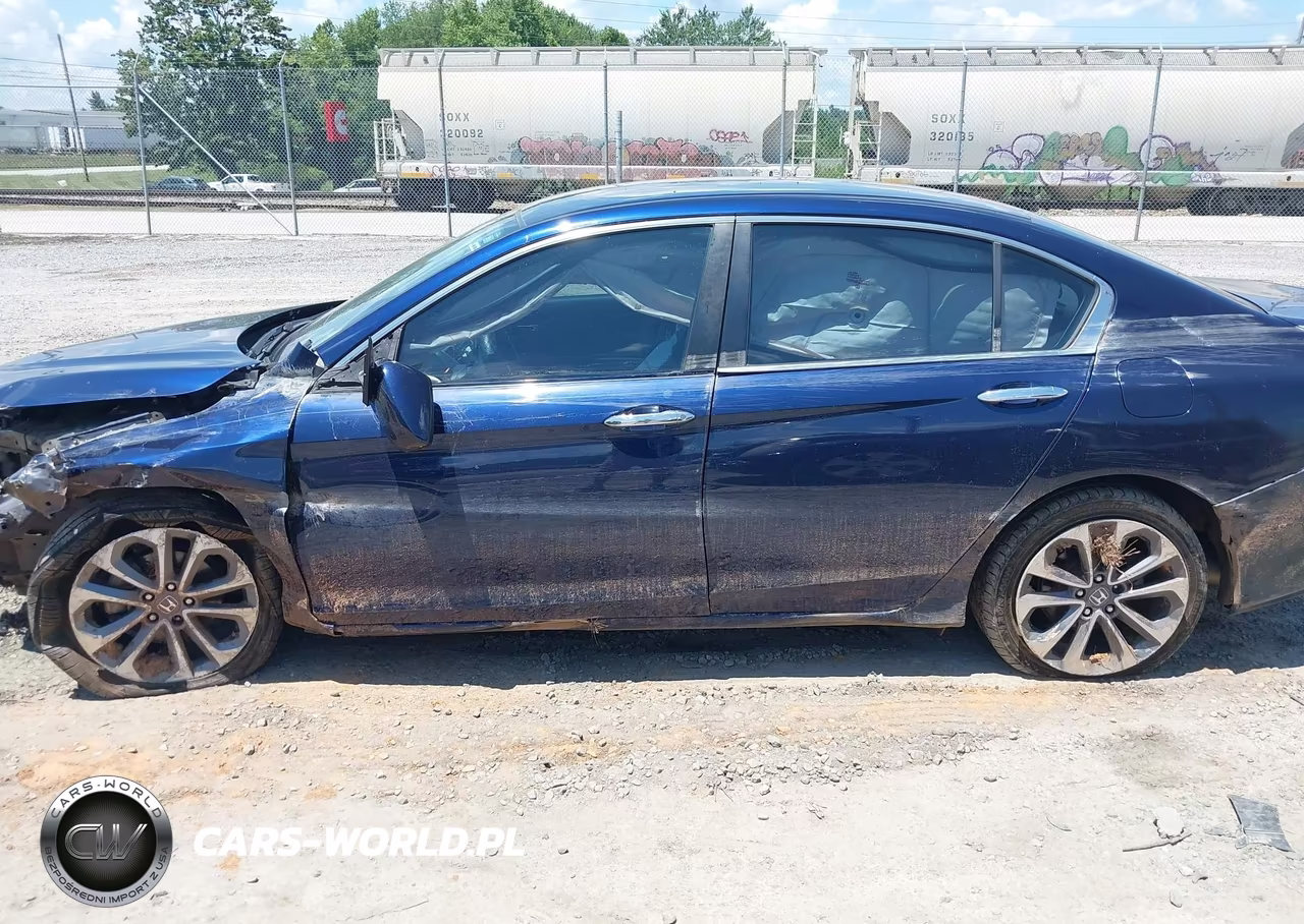 2015 Honda Accord Sport VIN:1HGCR2F57FA273426 - 14