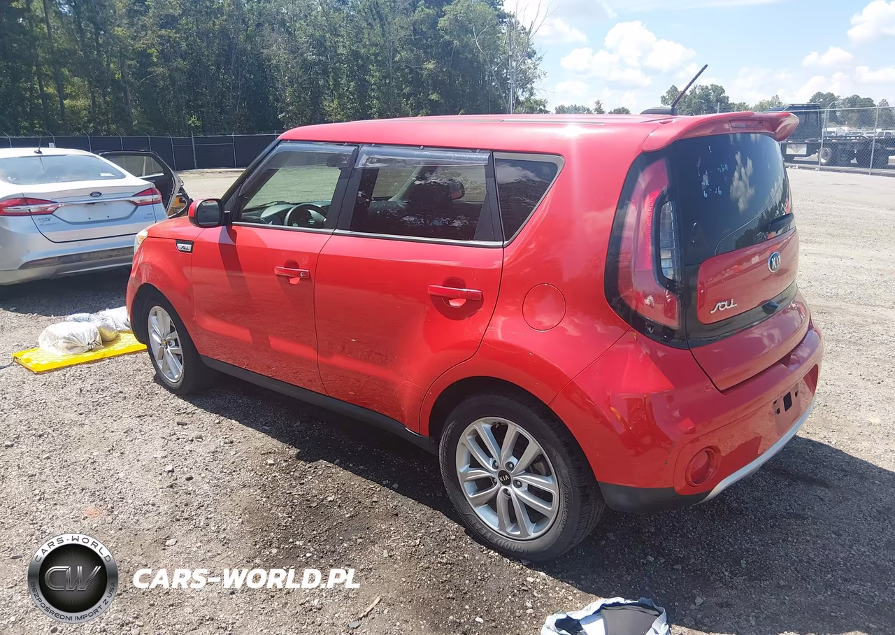 2018 Kia Soul + VIN:KNDJP3A58J7581560 - 3