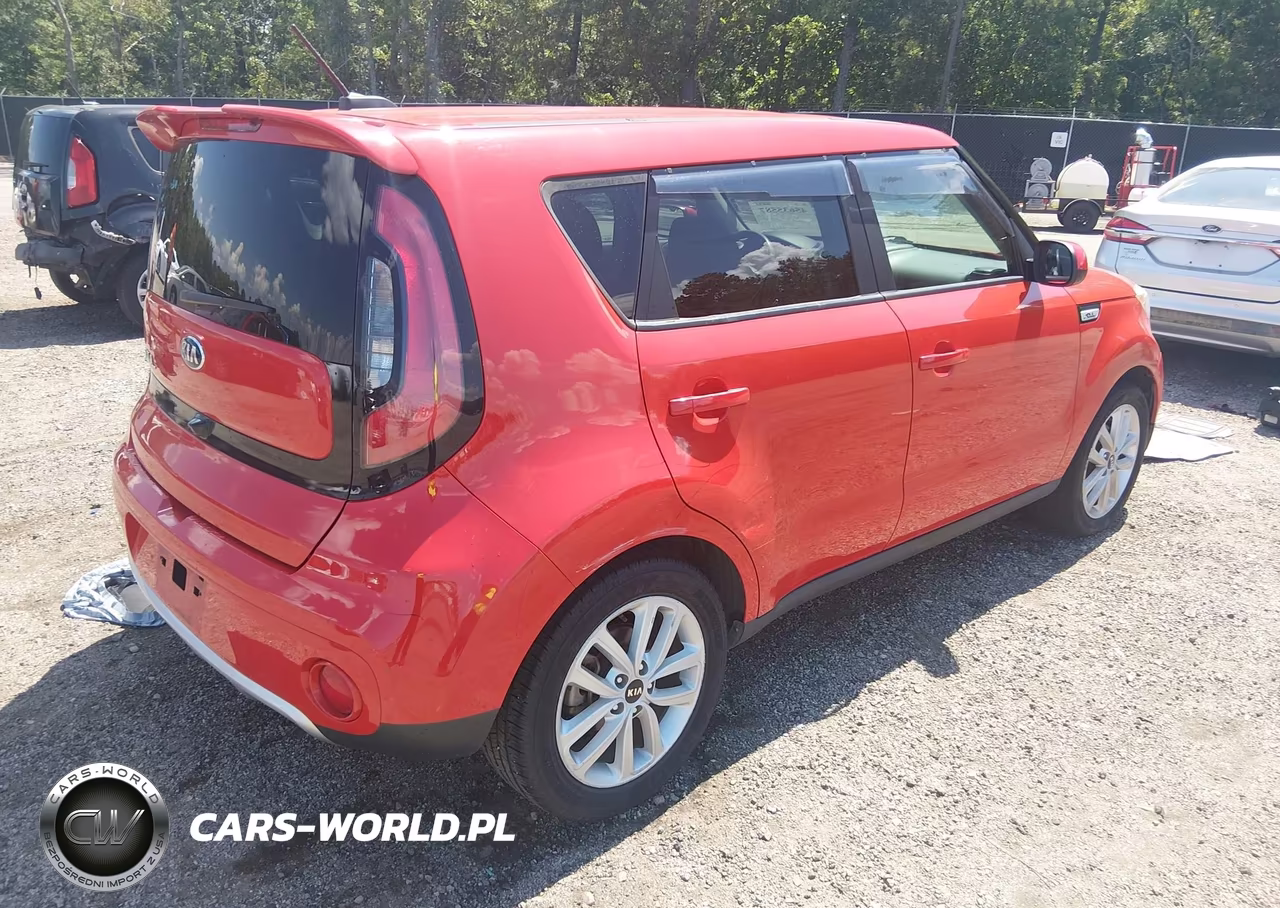 2018 Kia Soul + VIN:KNDJP3A58J7581560 - 4