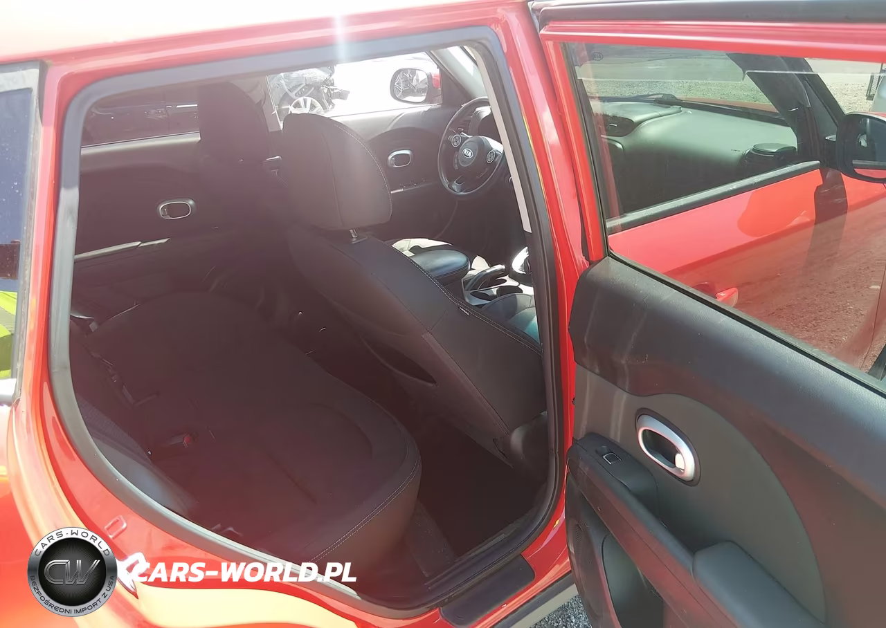 2018 Kia Soul + VIN:KNDJP3A58J7581560 - 8