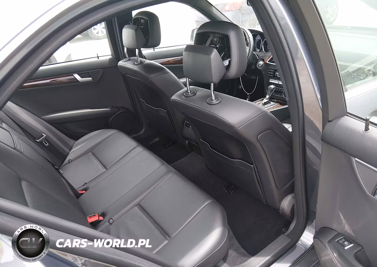 2014 Mercedes-Benz C 300 Sport 4Matic VIN:WDDGF8AB2EA952792 - 8