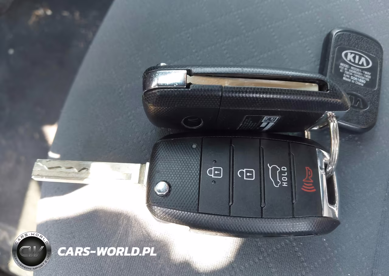 2016 Kia Sorento 2.4L Lx VIN:5XYPGDA39GG045808 - 11