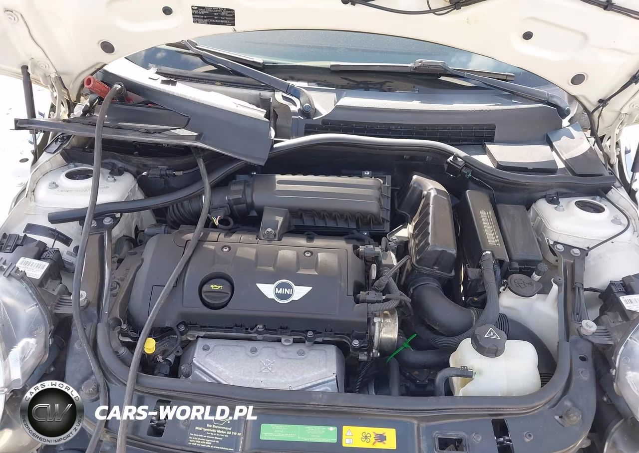 2010 Mini Cooper VIN:WMWMF3C55ATZ65183 - 10