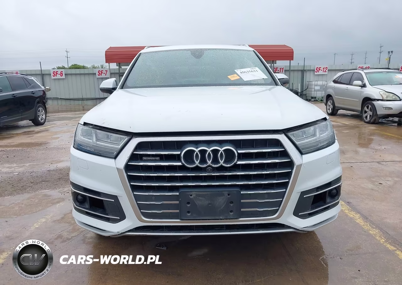 2018 Audi Q7 3.0T Premium VIN:WA1LAAF70JD049921 - 13