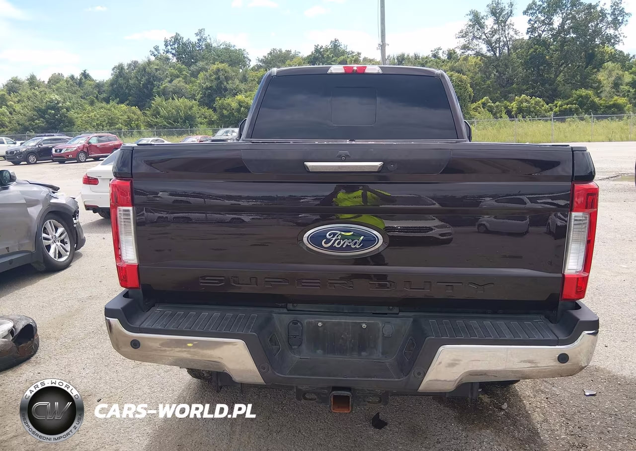 2018 Ford F-250 Lariat VIN:1FT7W2BT8JEB64536 - 18