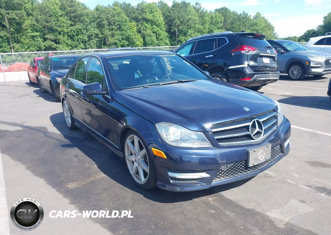 2014 Mercedes-Benz C 300 Sport 4Matic – zdjęcie 1 z 16