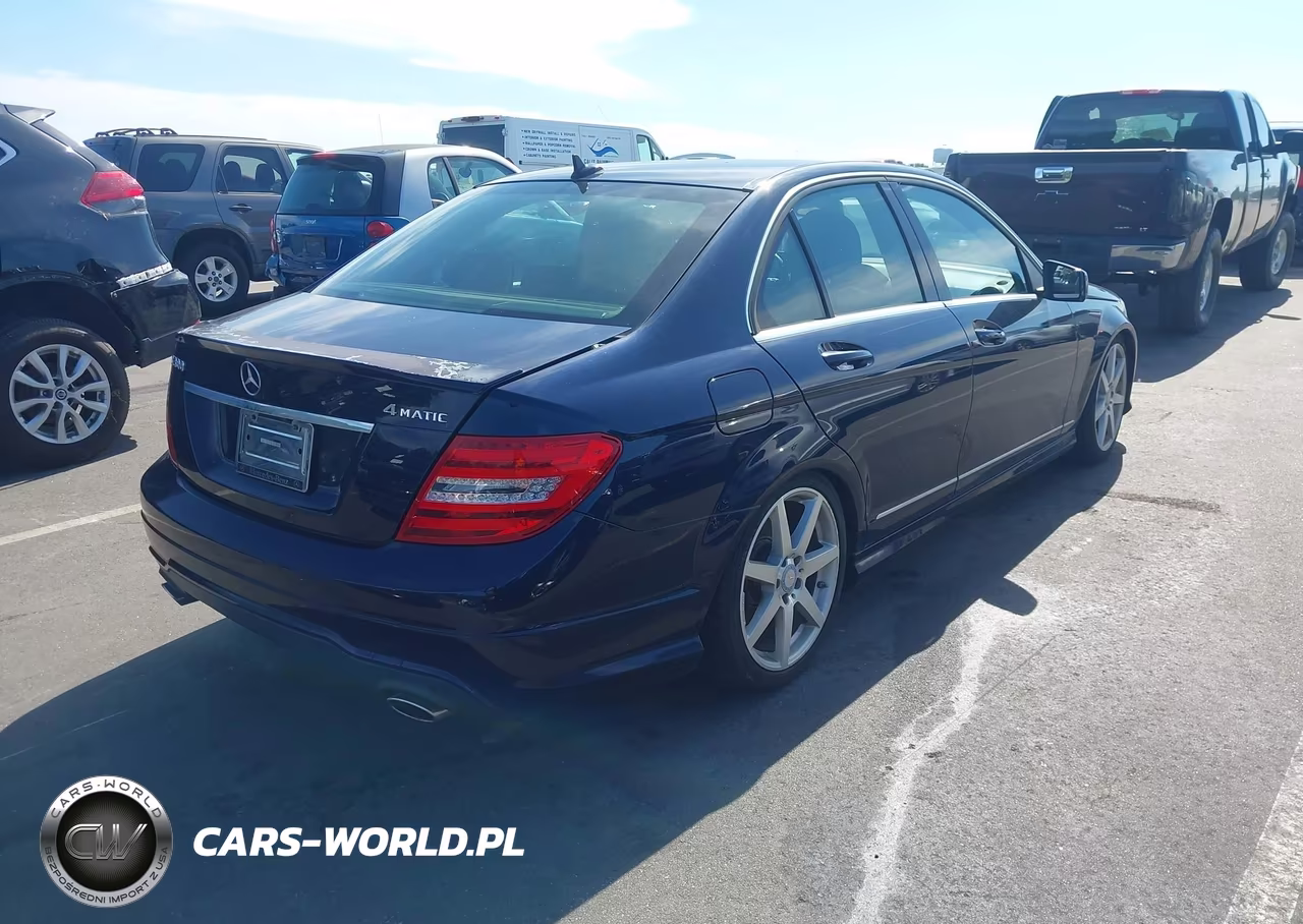 2014 Mercedes-Benz C 300 Sport 4Matic VIN:WDDGF8AB4EA967651 - 4