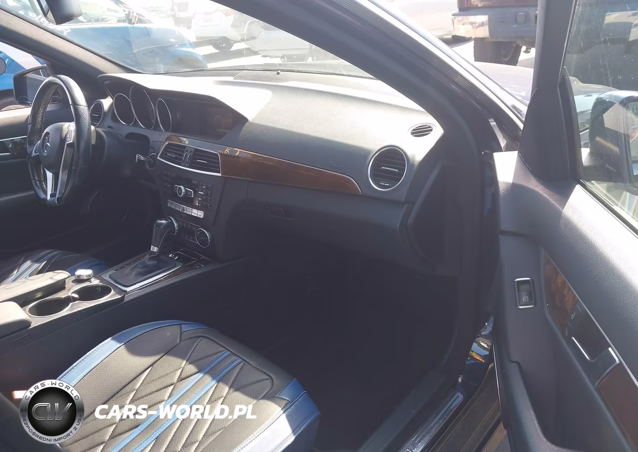 2014 Mercedes-Benz C 300 Sport 4Matic VIN:WDDGF8AB4EA967651 - 5