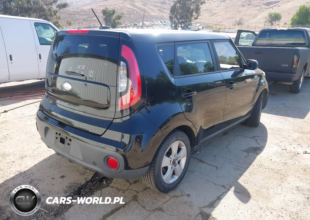 2018 Kia Soul VIN:KNDJN2A27J7606387 - 4