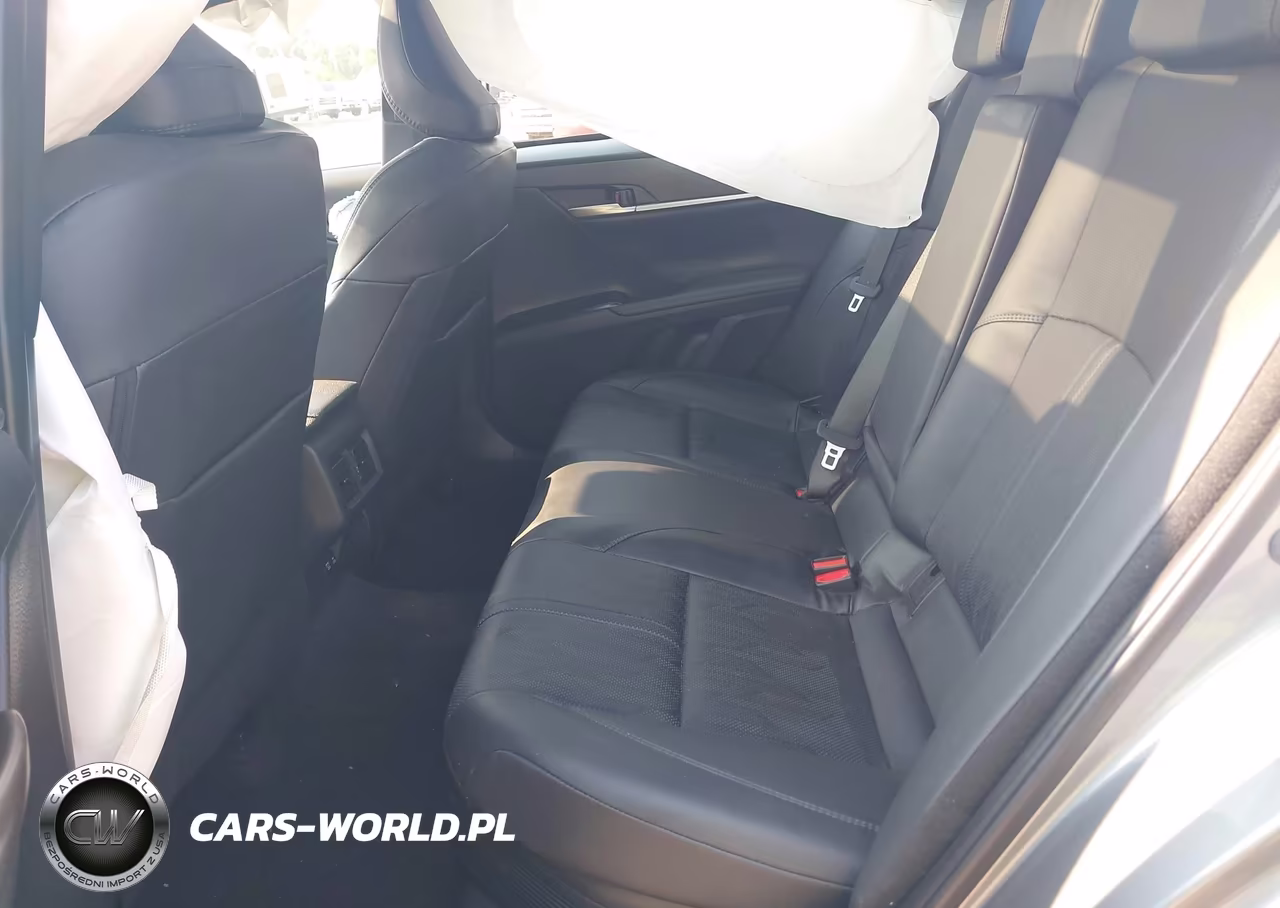 2025 Toyota Camry Xse VIN:4T1DBADK1SU515643 - 8