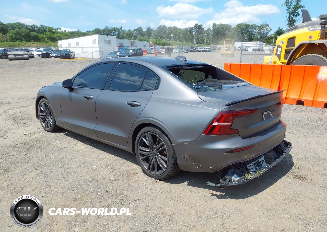 2021 Volvo S60 T6 R-Design VIN:7JRA22TM5MG080550 - 3