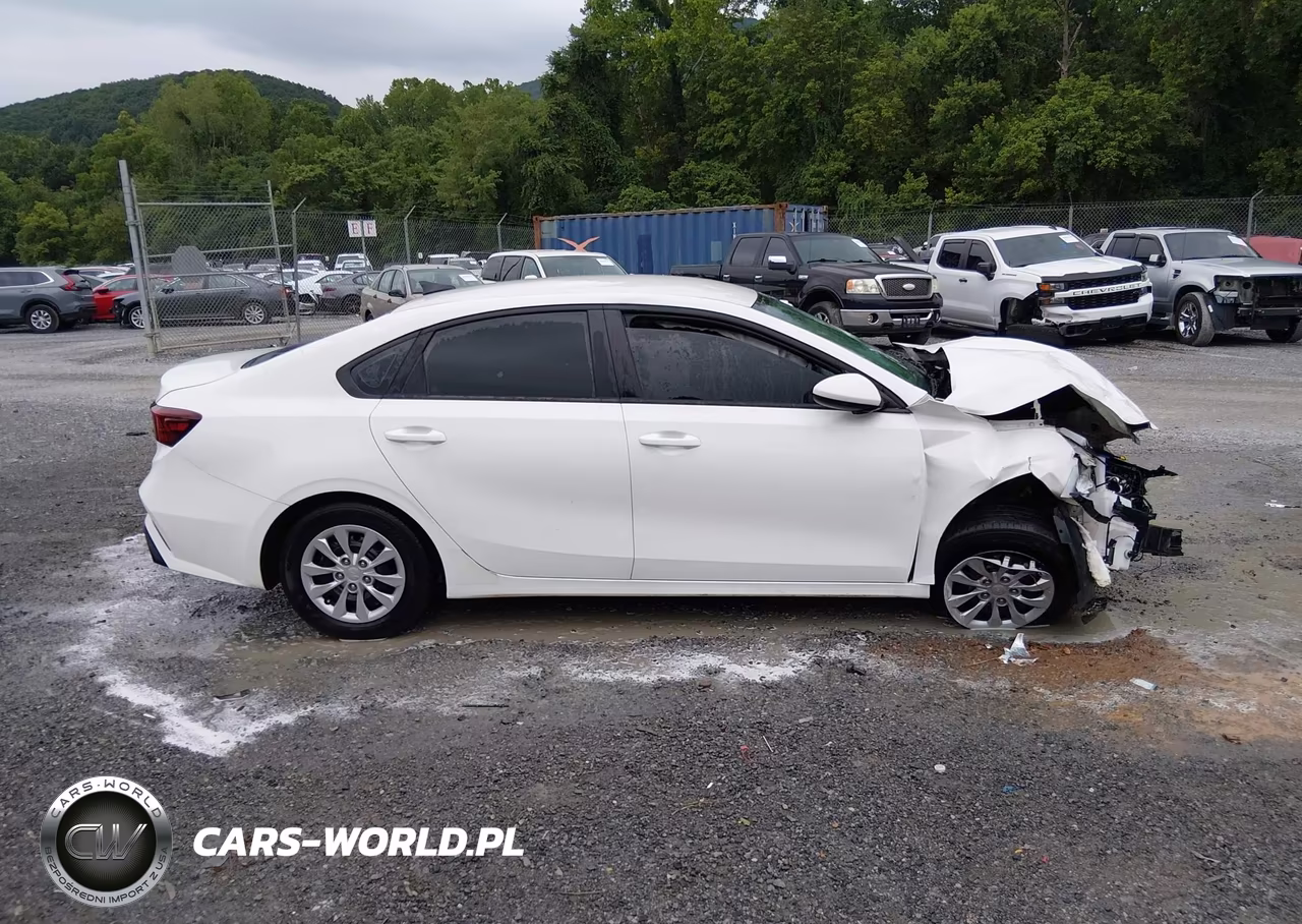 2024 Kia Forte Lx VIN:3KPF24AD9RE768738 - 14