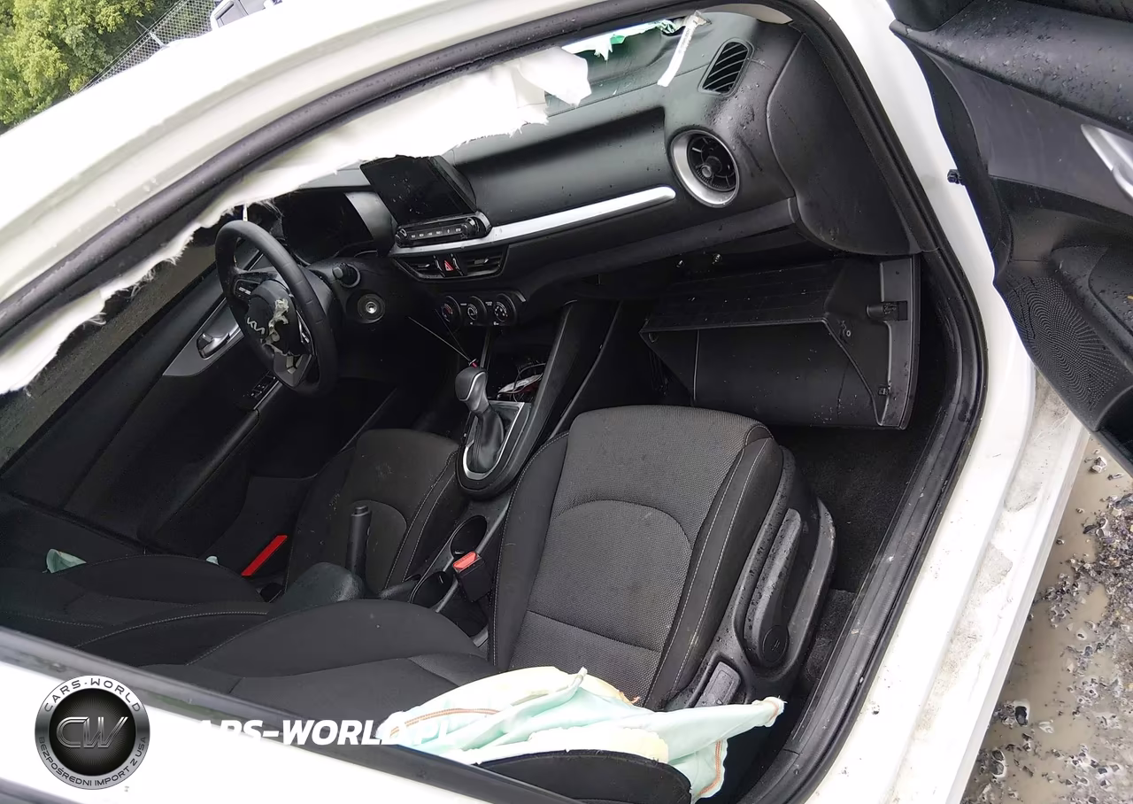 2024 Kia Forte Lx VIN:3KPF24AD9RE768738 - 5