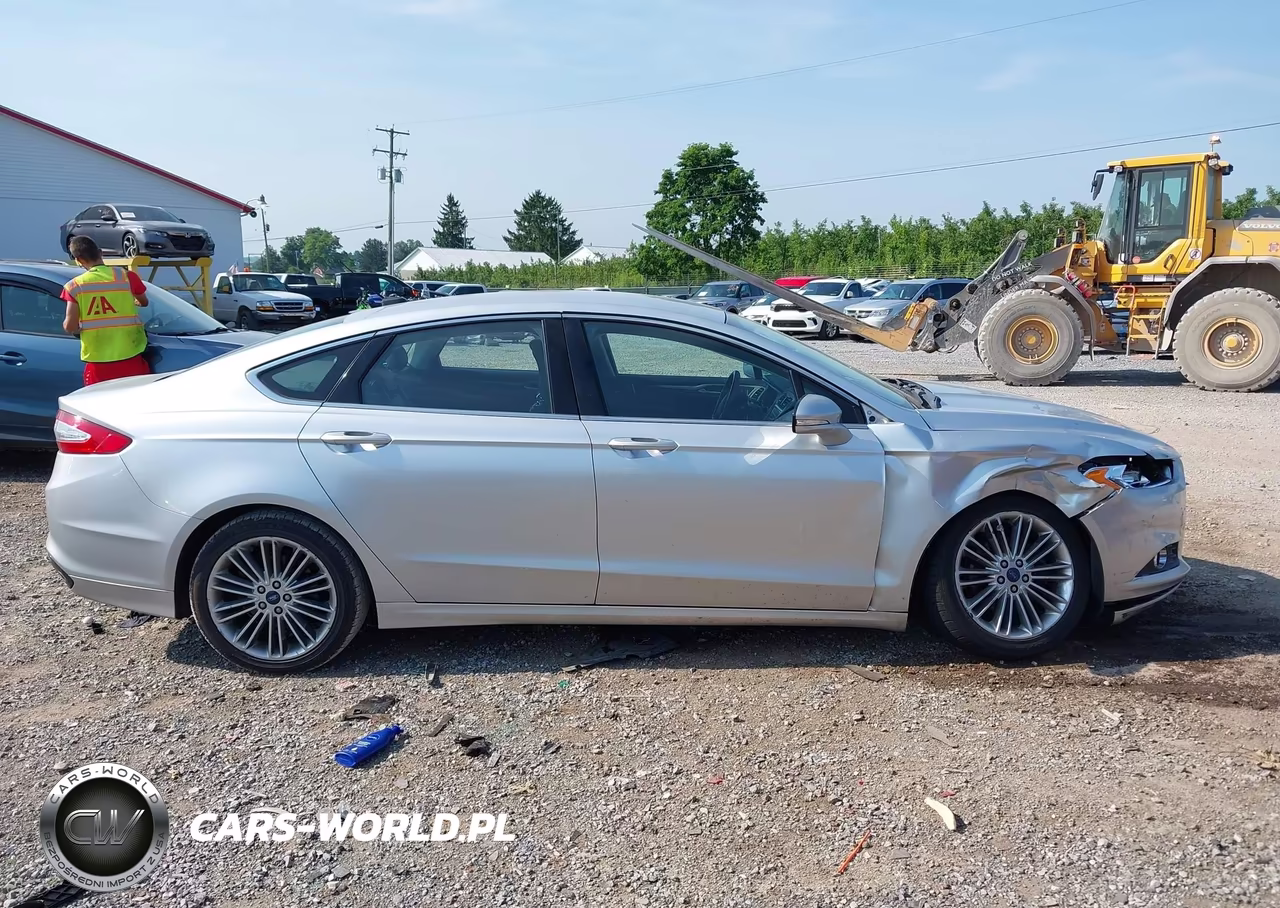2013 Ford Fusion Se VIN:3FA6P0H92DR269587 - 13