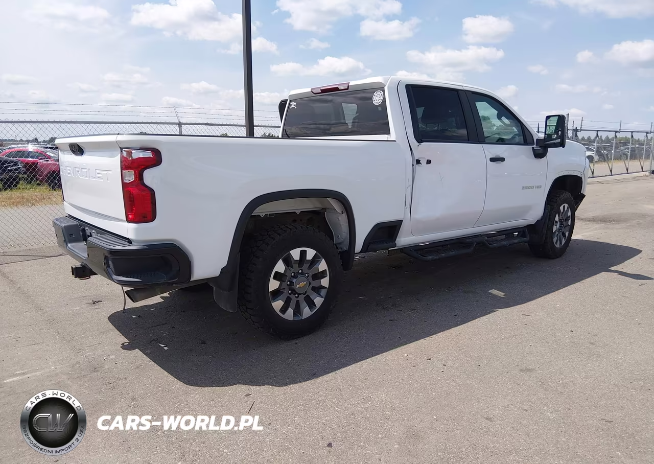 2024 Chevrolet Silverado 2500Hd 4Wd Standard Bed Custom VIN:2GC4YME7XR1147869 - 4