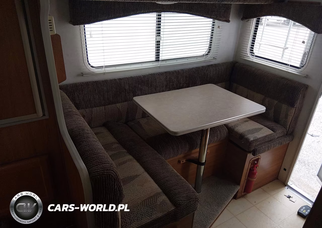 2004 Lance Other VIN:155816 - 8