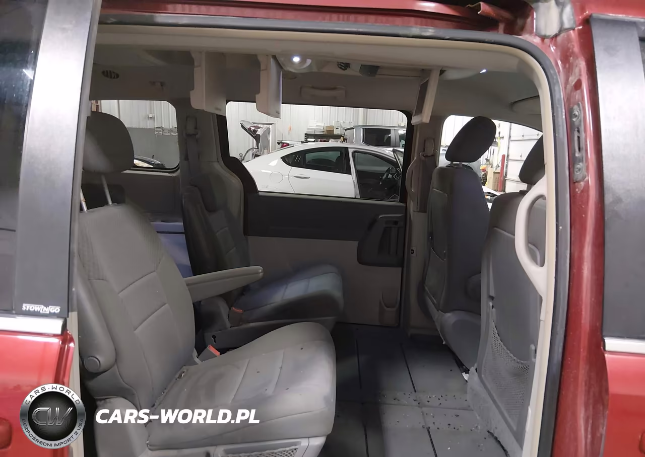2009 Chrysler Town & Country Touring VIN:2A8HR54189R637965 - 8