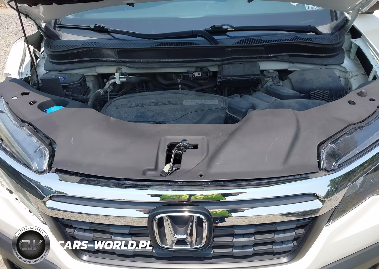 2017 Honda Ridgeline Rtl-T VIN:5FPYK3F65HB027709 - 10