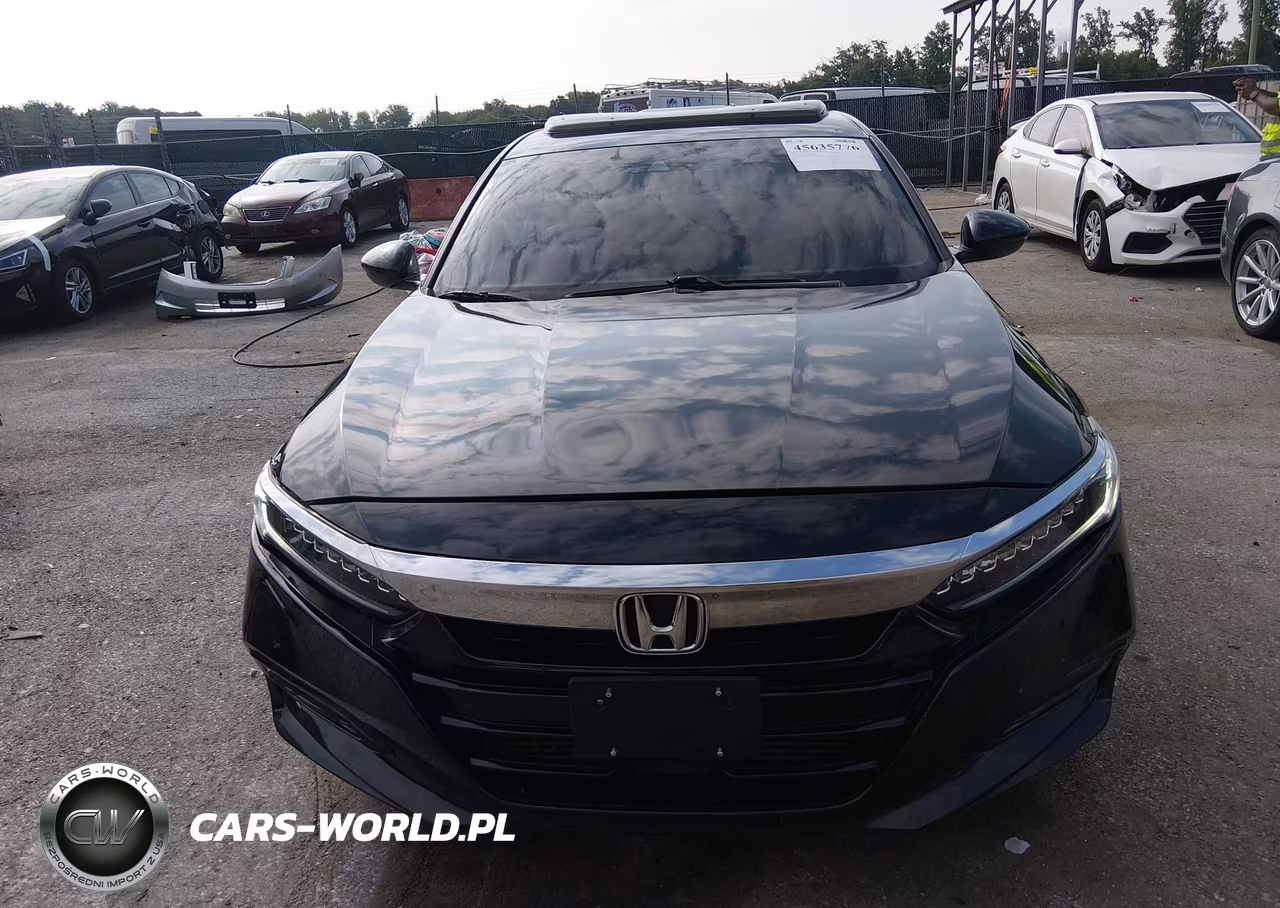 2018 Honda Accord Touring VIN:1HGCV1F99JA107023 - 12